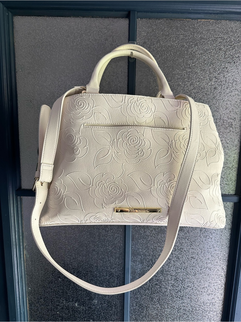 Betsey Johnson White Floral Embossed Satchel/Handbag Purse
